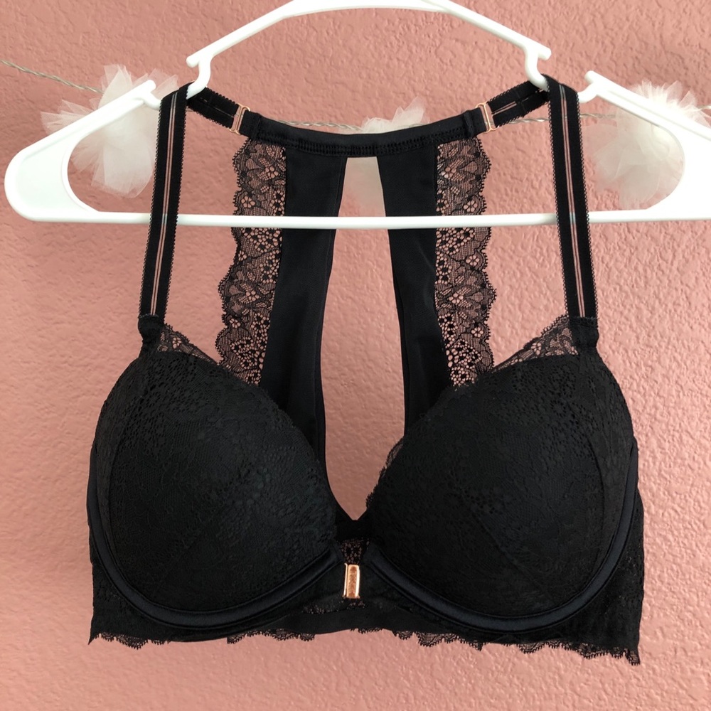 NWT VS Pink Date Push-Up Bra